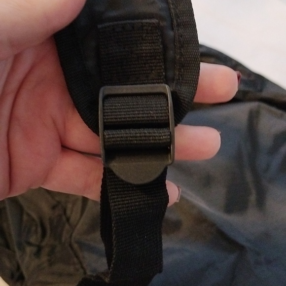 LEGO VIP Insiders Exclusive Folding Foldable Backpack 2023 - Picture 9 of 13